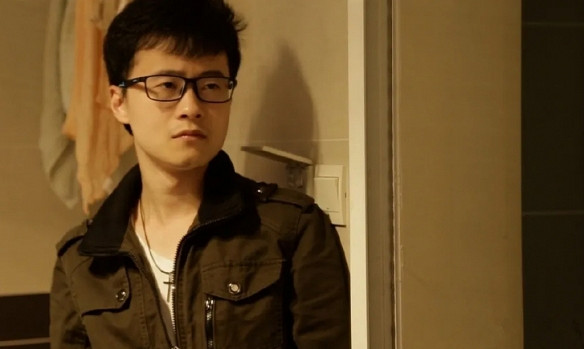 敖廠長因恰飯影片引發粉絲憤怒!短短3天粉絲暴跌50萬 敖廠長因恰飯影片引發粉絲憤怒!短短3天粉絲暴跌50萬