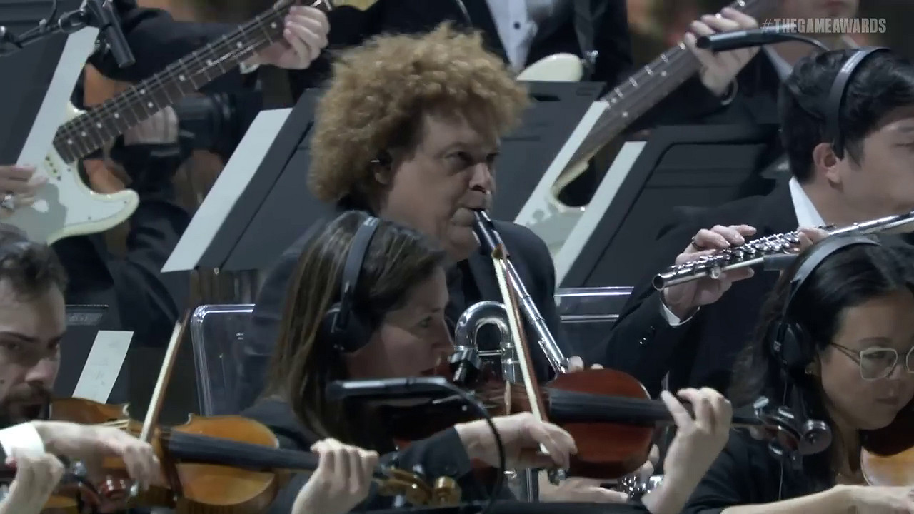 “長笛男”一戰成名引熱議！TGA激情演奏秀精湛技藝！