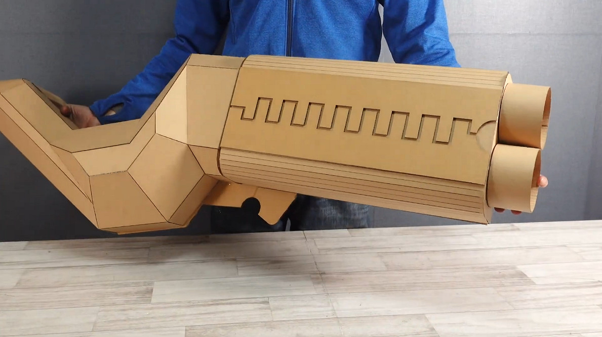 日本手工達人用硬紙板製作《FF7》克勞的摩托! 日本手工達人用硬紙板製作《FF7》克勞的摩托!