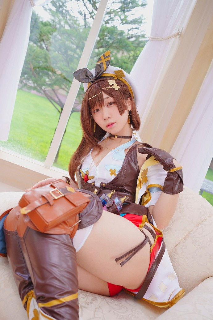 《萊莎3》合作美女Coser伊織萌 纖細小蠻腰正義無敵 《萊莎3》合作美女Coser伊織萌 纖細小蠻腰正義無敵