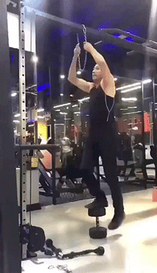 拿啤酒打窩能打到個老爺們 動圖 布娃娃的屁股還挺澀 拿啤酒打窩能打到個老爺們 動圖 布娃娃的屁股還挺澀