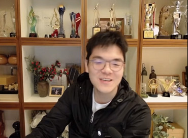 虛空千艦的女棋手,正和柯潔開啟圍棋的大抽象時代? 虛空千艦的女棋手,正和柯潔開啟圍棋的大抽象時代?