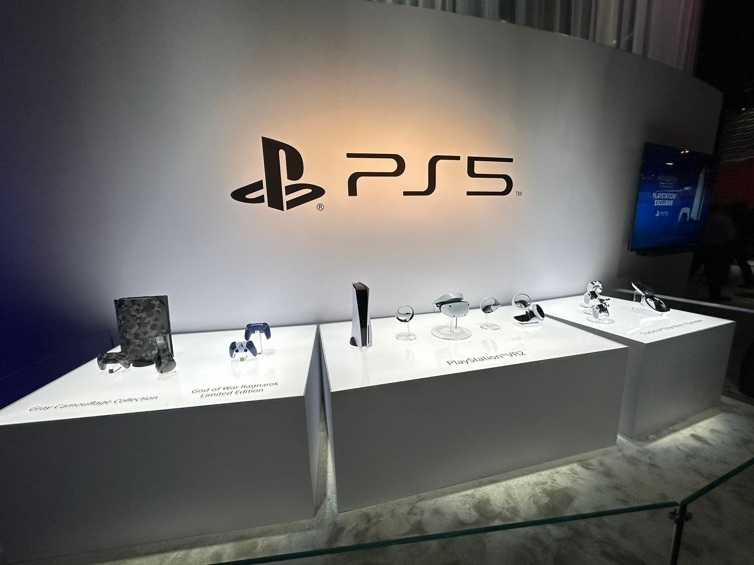 1599元!PS5精英手把在CES 2023展出:1月26日發售! 1599元!PS5精英手把在CES 2023展出:1月26日發售!