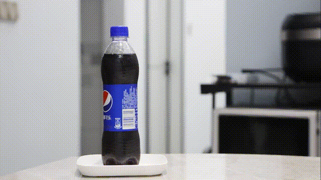 犯了4年大病的鬼泣玩家,掀起了古典宅味的二創風暴