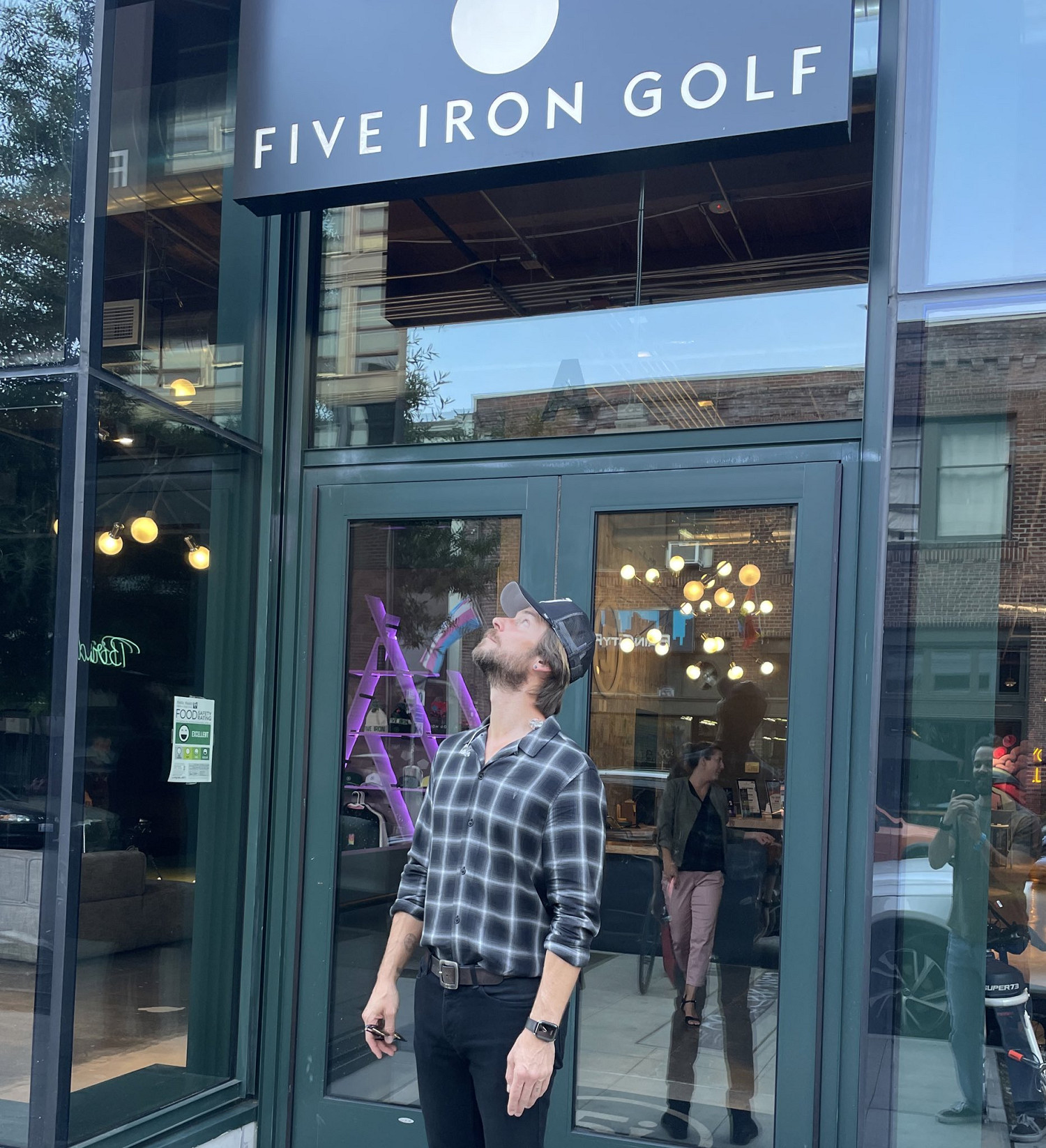 頑皮狗總監Neil玩起地獄笑話：喬爾配上高爾夫