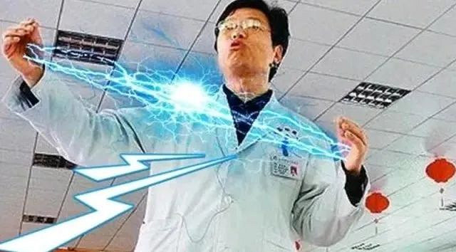 曾經的“雷電法王”楊永信，再一次被做進了遊戲裡