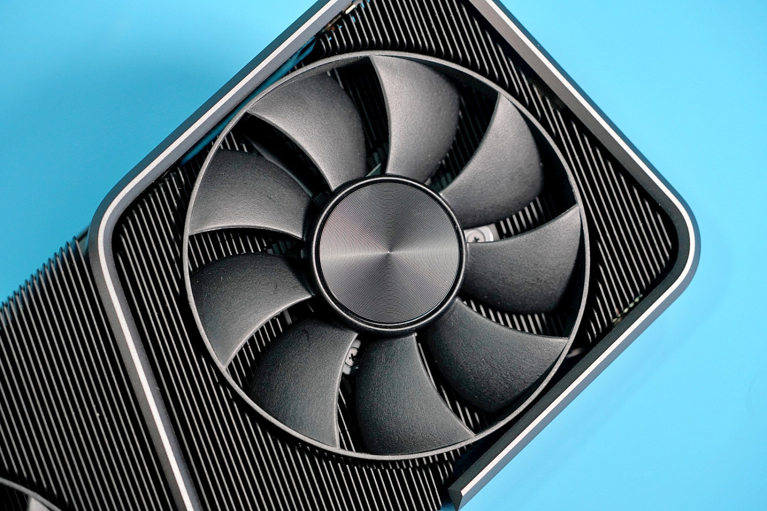 RTX 40系列要集體缺貨！RTX 4080有望降價