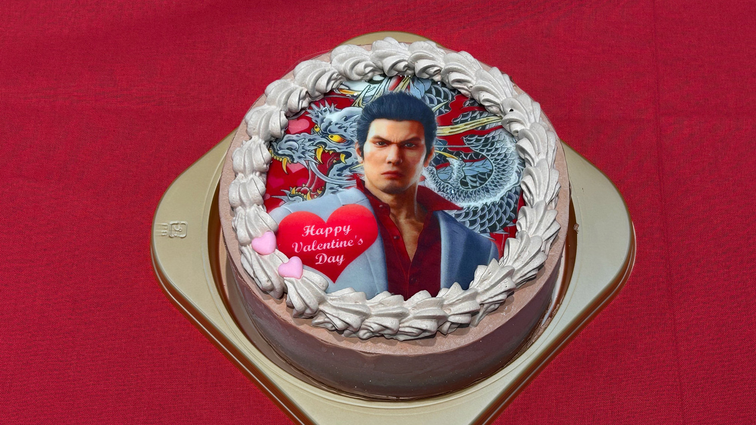 《人中之龍》官方分享情人節蛋糕：甜美可愛小姐姐送祝福