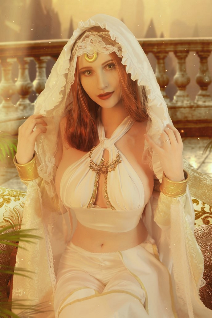 俄妹COS《黑暗之魂》太陽公主：異域風情巨大頭燈！