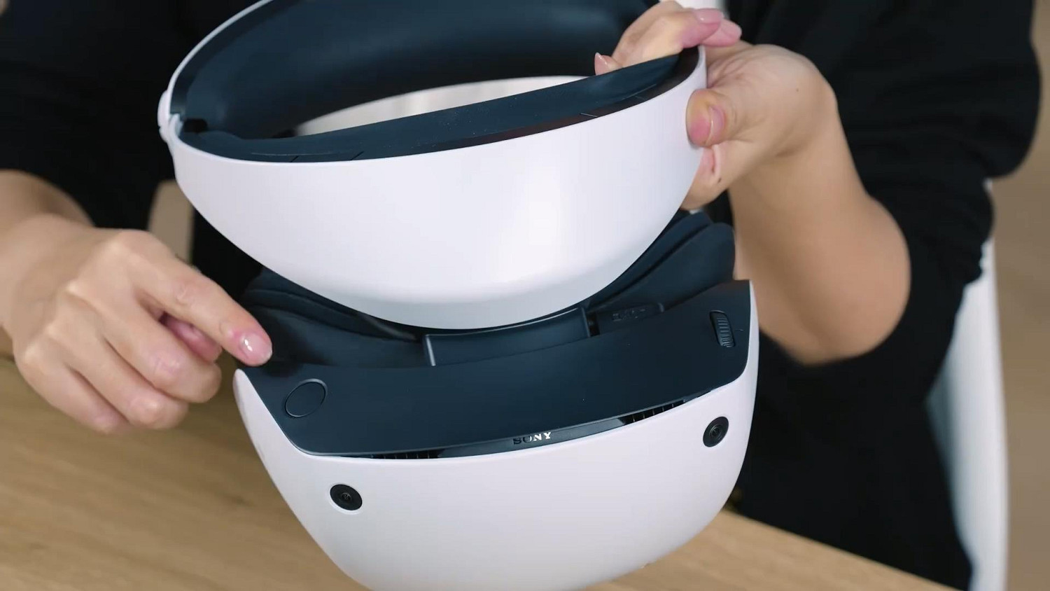 索尼PS VR2測評:跨入次世代的體驗 但真不值4499元 索尼PS VR2測評:跨入次世代的體驗 但真不值4499元