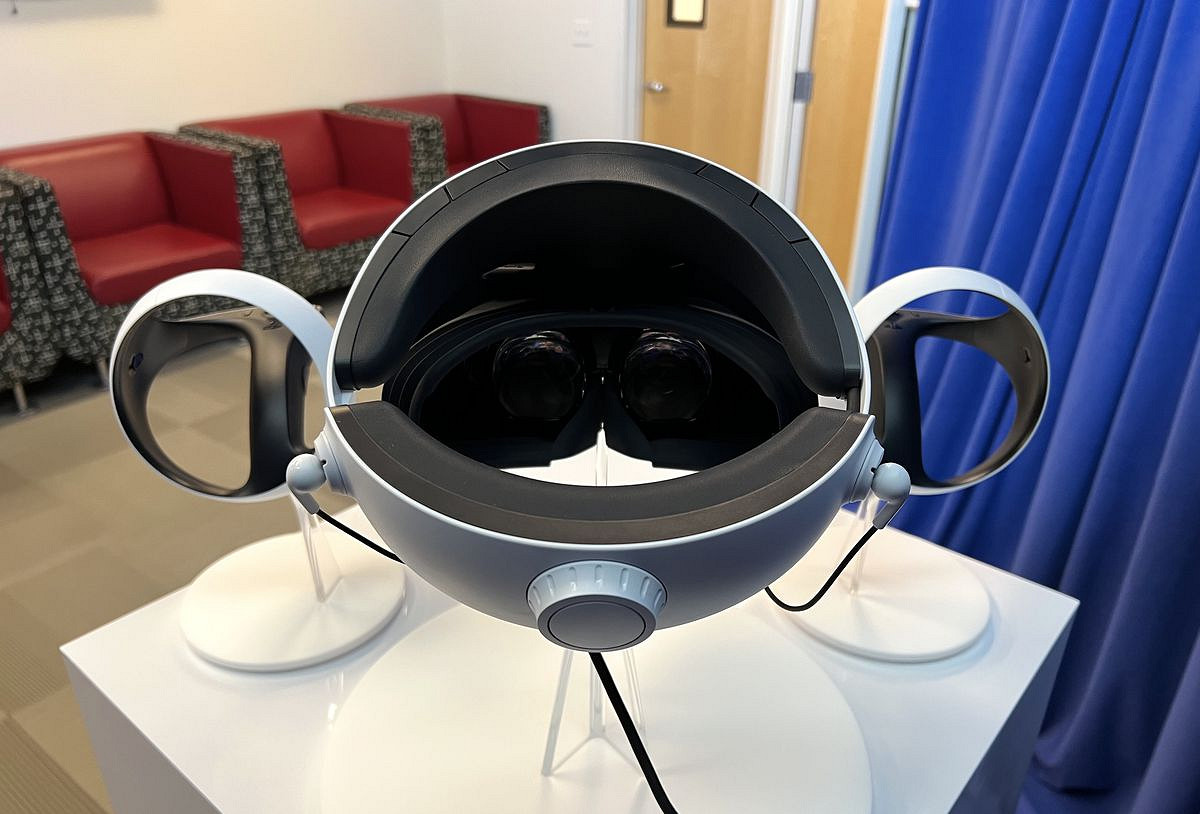 多位玩家反映:PS VR2的Sense控制器手把會失靈! 多位玩家反映:PS VR2的Sense控制器手把會失靈!