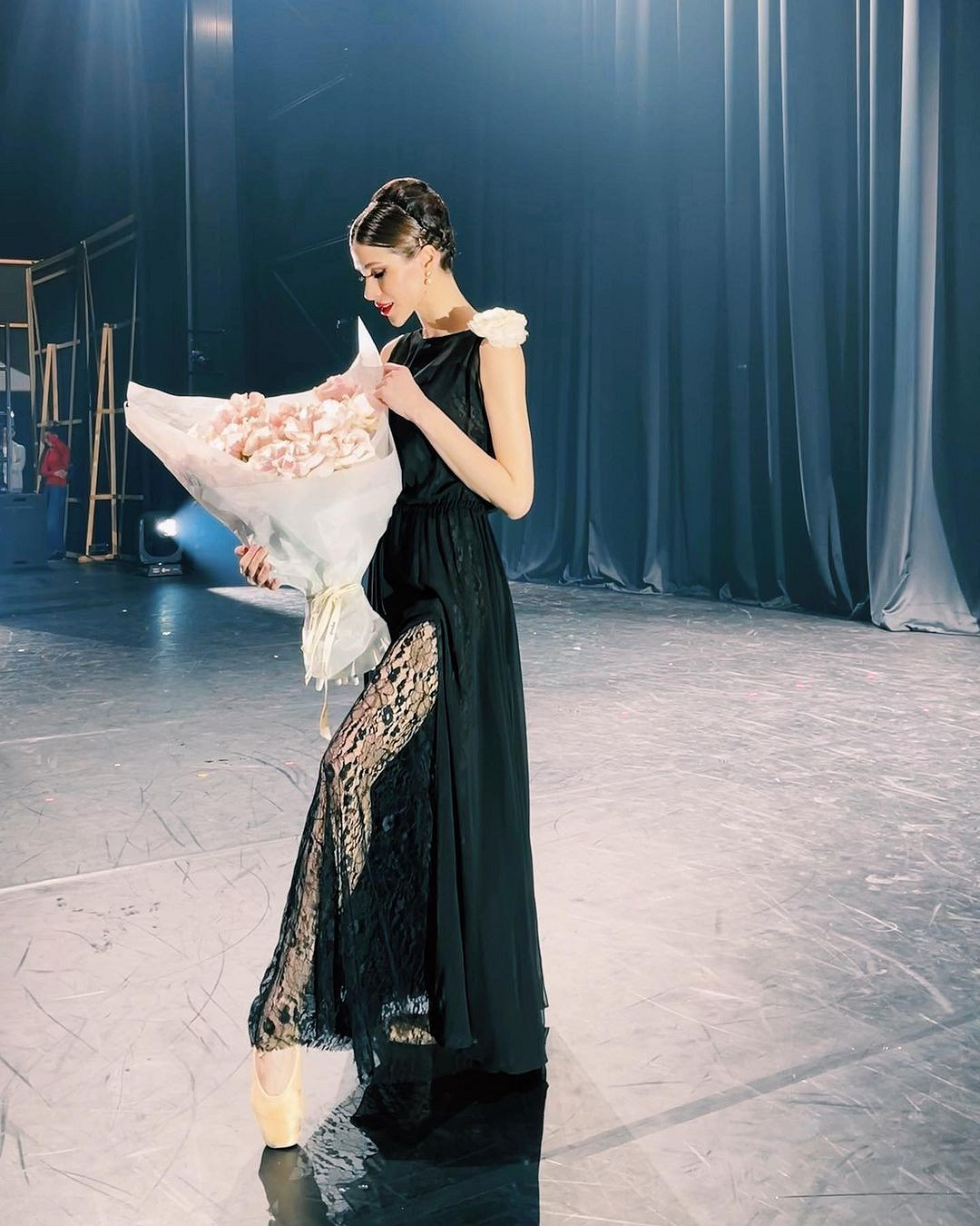 《原子之心》雙生舞伶演員是俄芭蕾舞蹈家 美豔動人