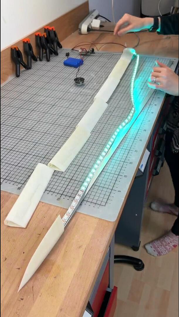 COSER製作《狂野之心》機巧刀:自帶酷炫聲光特效! COSER製作《狂野之心》機巧刀:自帶酷炫聲光特效!