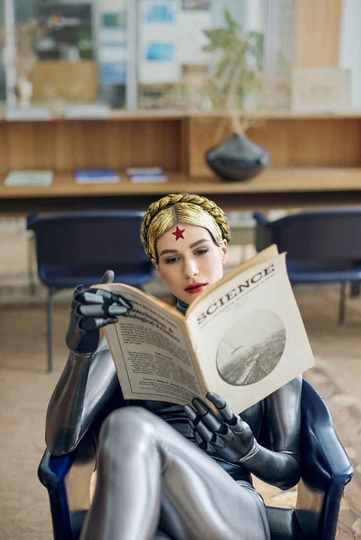 《原子之心》雙生舞伶扮演者COS自己!姿態絕美優雅 《原子之心》雙生舞伶扮演者COS自己!姿態絕美優雅