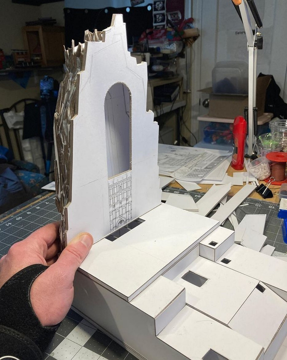 大佬製作《艾爾登法環》微縮版「王城羅德爾」：手工帝！