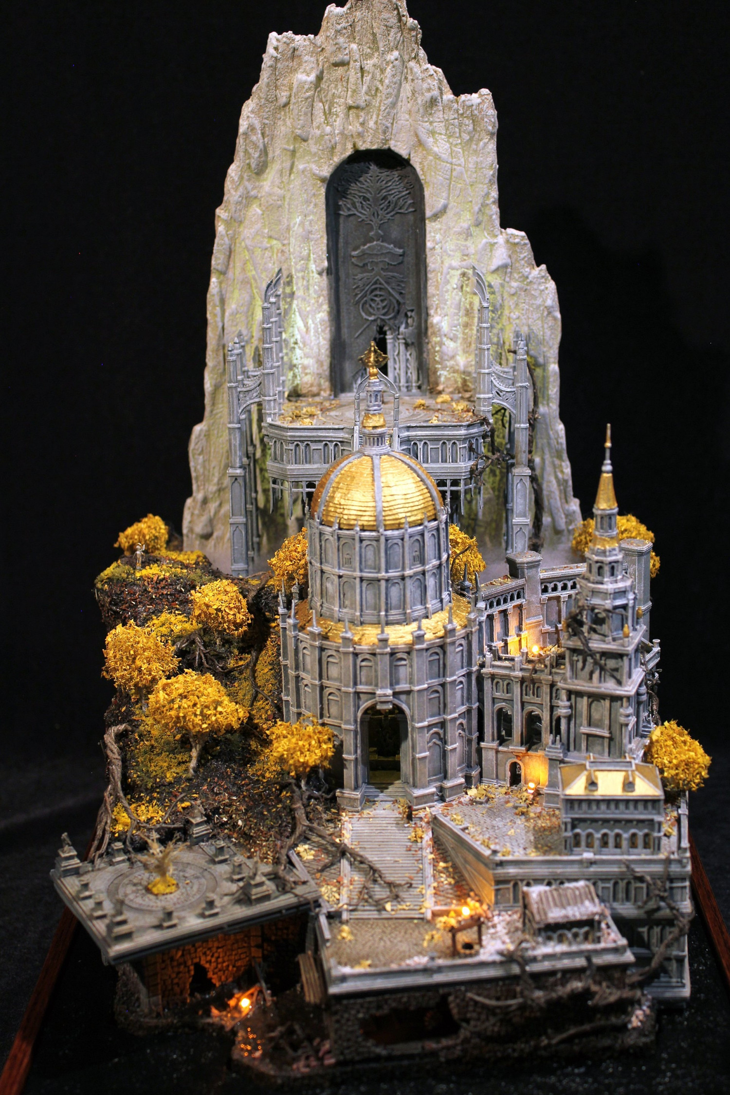 大佬製作《艾爾登法環》微縮版「王城羅德爾」：手工帝！