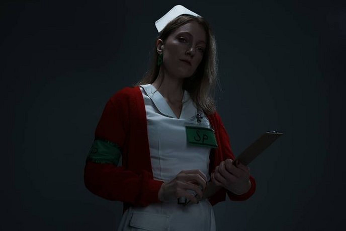 俄羅斯小姐姐COS《沉默之丘》女護士麗莎:氛圍超還原 俄羅斯小姐姐COS《沉默之丘》女護士麗莎:氛圍超還原