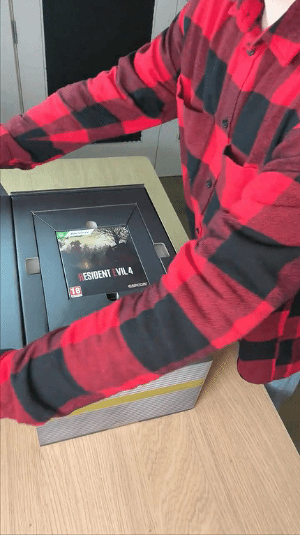 《生化4:重製版》典藏版開箱:裡昂手辦一言難盡! 《生化4:重製版》典藏版開箱:裡昂手辦一言難盡!