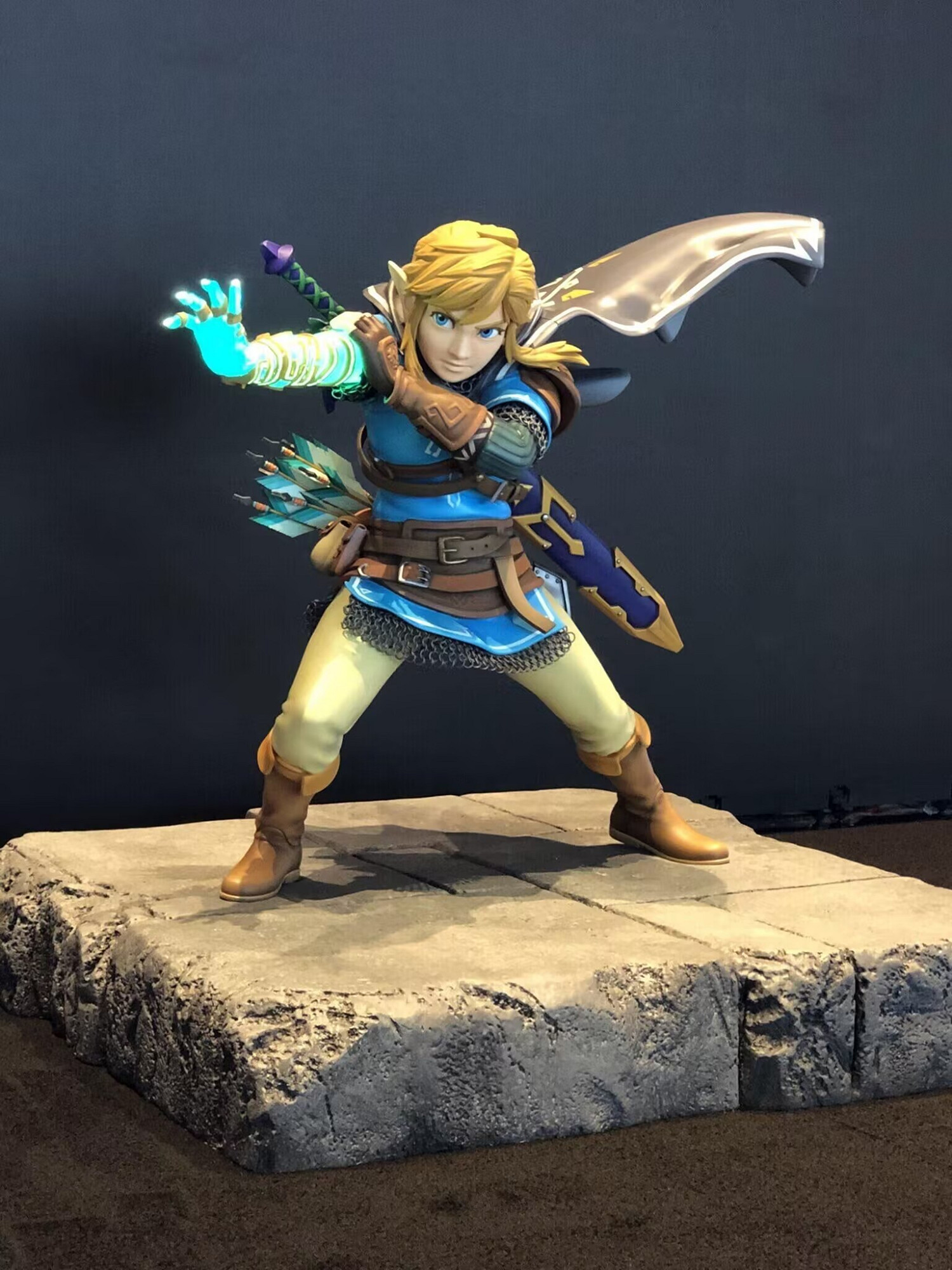 《塞爾達傳說：王國之淚》展會新情報：鬼手林克雕像！