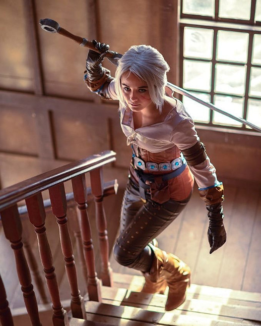 《最後的生還者》艾莉COS賞：末世中的戰損版俄妹！