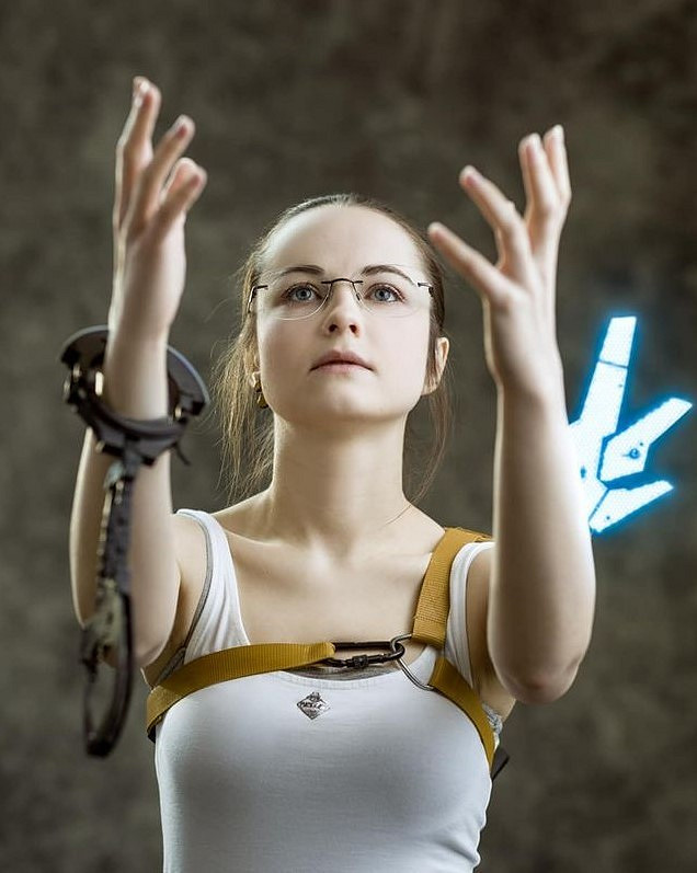 《最後的生還者》艾莉COS賞：末世中的戰損版俄妹！