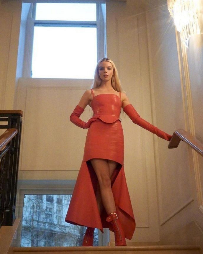 安雅曬《瑪利歐大電影》新宣傳照：粉紅色碧姬公主！