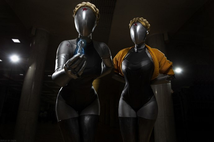 俄羅斯小姐姐COS《原子之心》：肉感Svizee版雙生舞伶