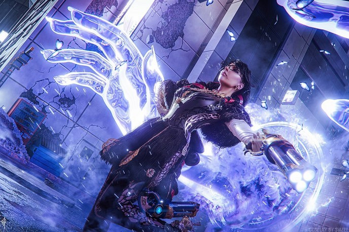 俄羅斯小姐姐COS《魔兵驚天錄》：緊身膠衣貝優妮塔！