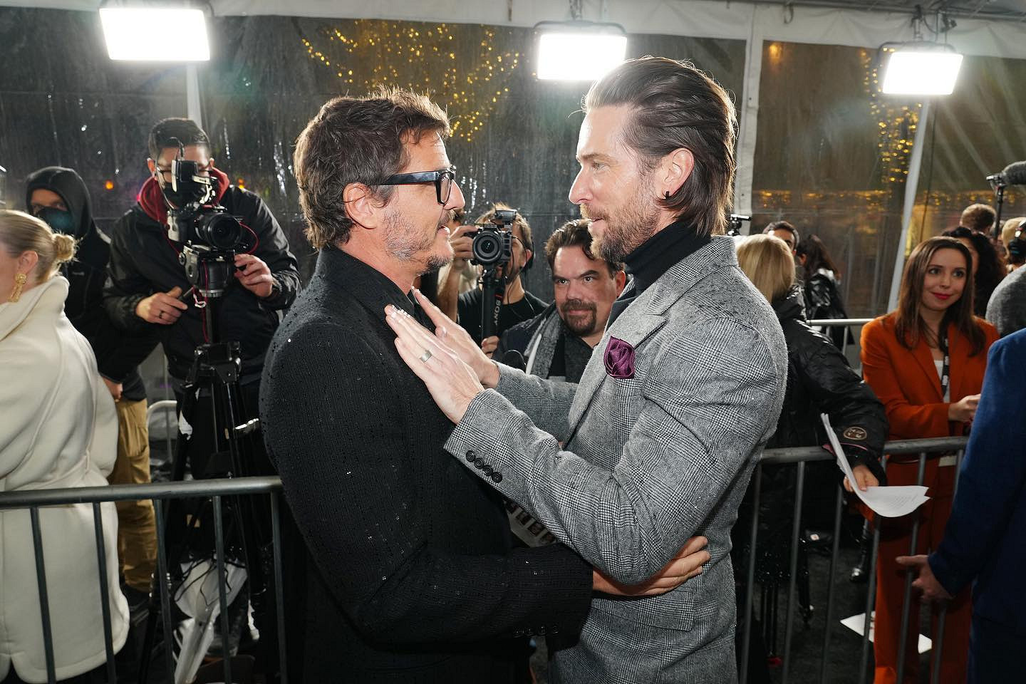 《美末》喬爾遊戲聲優和劇集演員同天生日 兩人激情合照 《美末》喬爾遊戲聲優和劇集演員同天生日 兩人激情合照