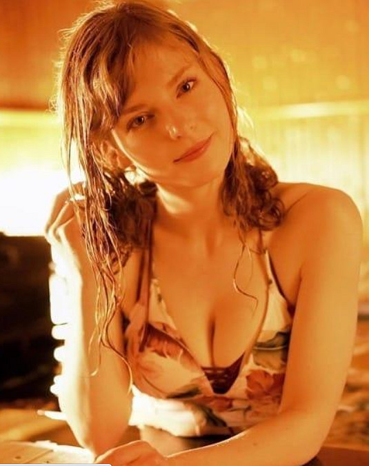 同樣是生化4人氣角色，怎麽到了RE待遇差這麽多？