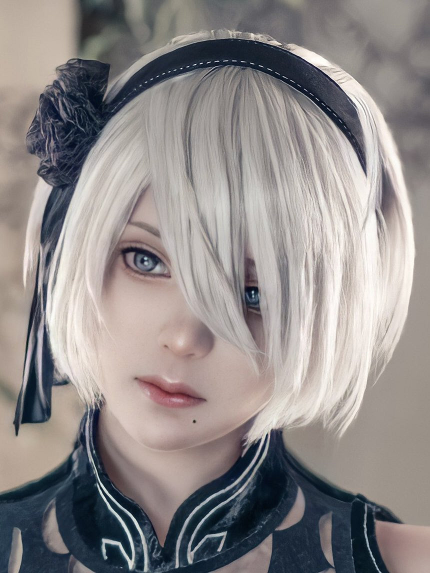 櫻花妹COS《尼爾》：黑色蕾絲高叉背心超性感2B小姐姐