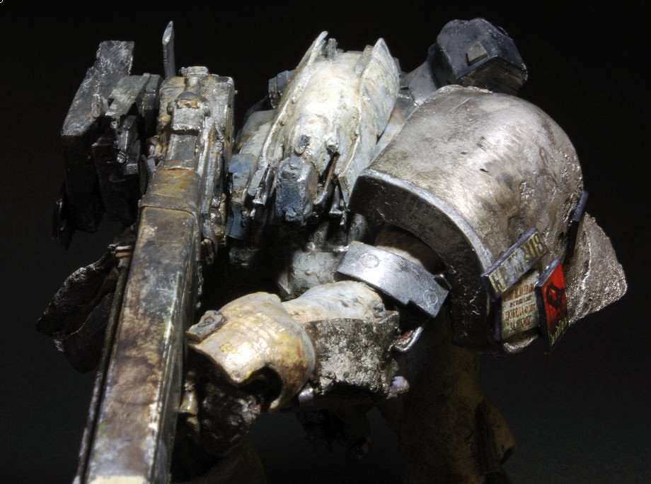 設計師分享《沉默之丘》護士初版概念圖：還差另一半！