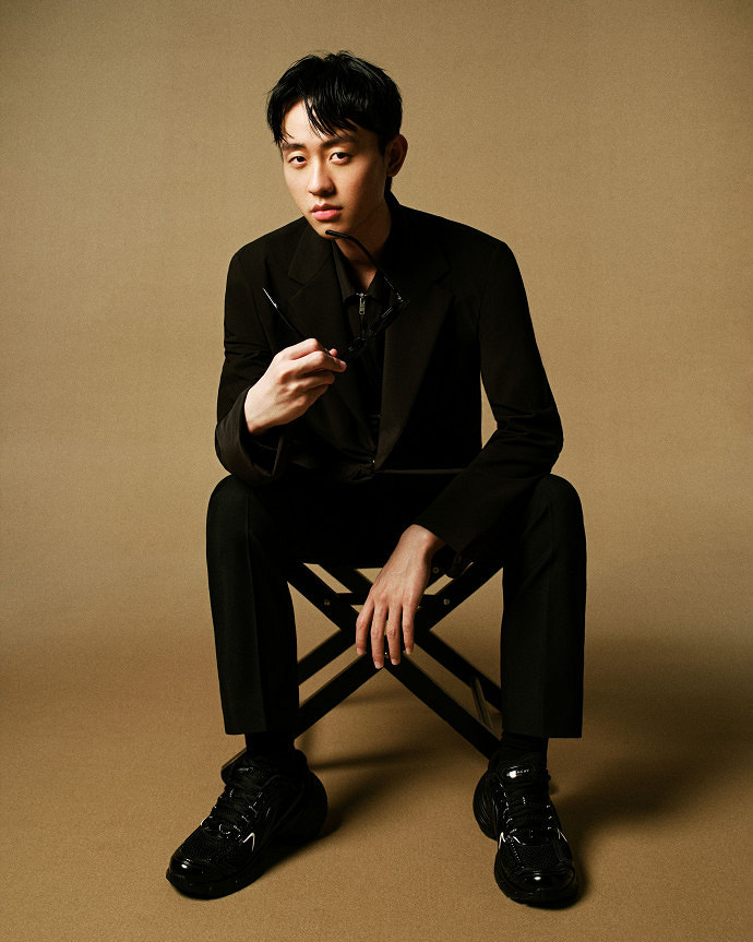 你最喜歡誰《英雄聯盟》LPL十周年十大選手定妝照公開