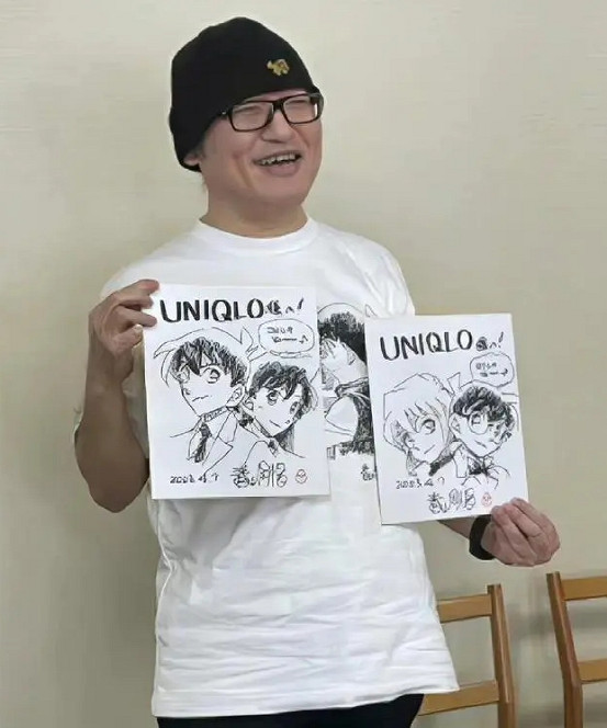 親了 親了!“柯哀黨”用優衣庫UT隨份子 親了 親了!“柯哀黨”用優衣庫UT隨份子