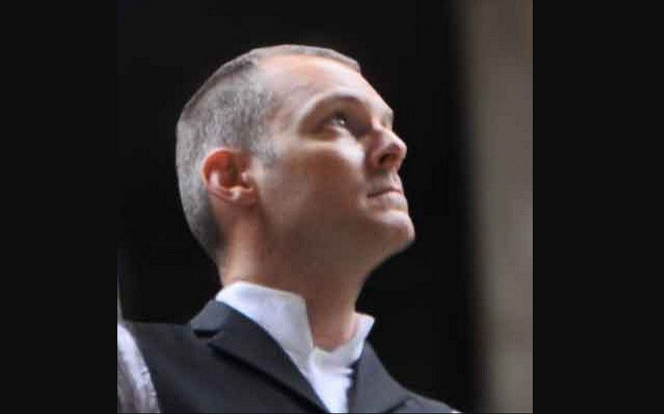 《愛麗絲》設計師求粉絲們不要再問他《愛麗絲3》消息 《愛麗絲》設計師求粉絲們不要再問他《愛麗絲3》消息