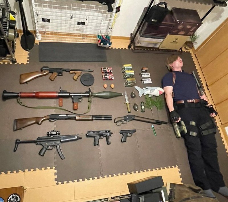 玩家1:1還原《生化4》手提箱容量 大且重,拿不動 玩家1:1還原《生化4》手提箱容量 大且重,拿不動