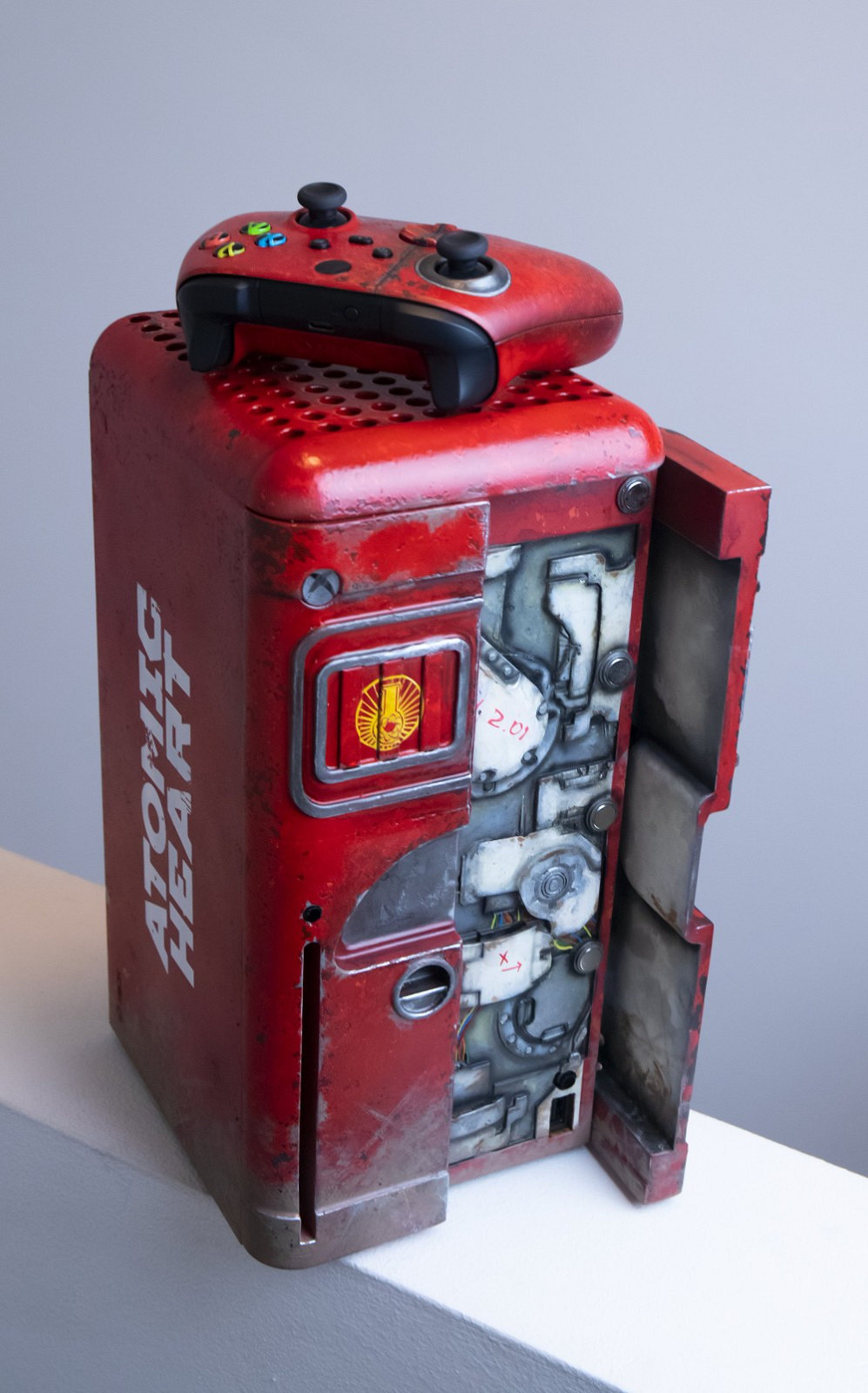 《原子之心》“魅魔冰箱”主題XSX主機 限量一台只抽不賣 《原子之心》“魅魔冰箱”主題XSX主機 限量一台只抽不賣