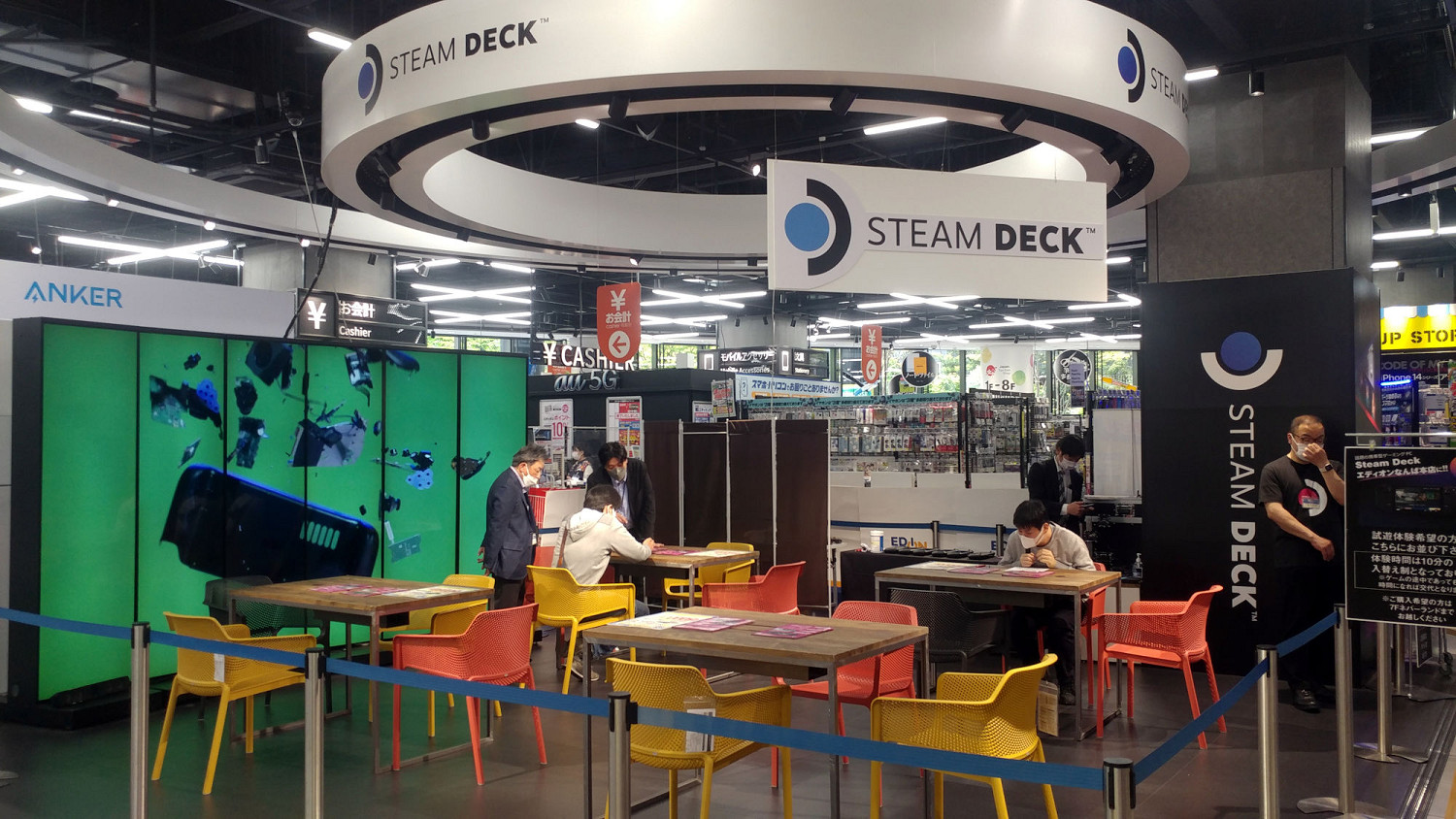 日本首家Steam Deck掌機實體店開業!外媒分享現場照 日本首家Steam Deck掌機實體店開業!外媒分享現場照