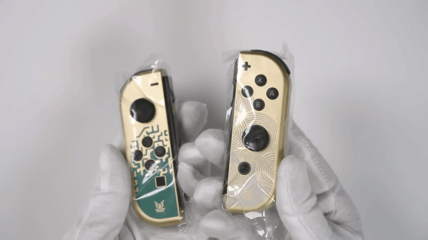 《王國之淚》限定NS和馬裡奧同捆開箱 細節超精致! 《王國之淚》限定NS和馬裡奧同捆開箱 細節超精致!