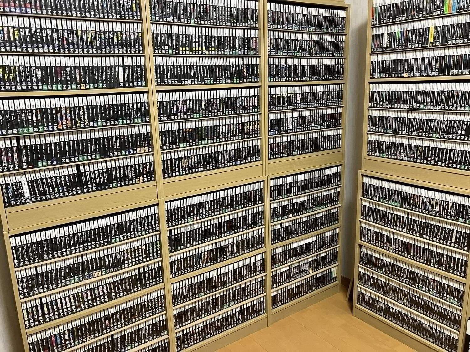 日本議員曬近2000款任天堂遊戲收藏:私下是個遊戲狂 日本議員曬近2000款任天堂遊戲收藏:私下是個遊戲狂