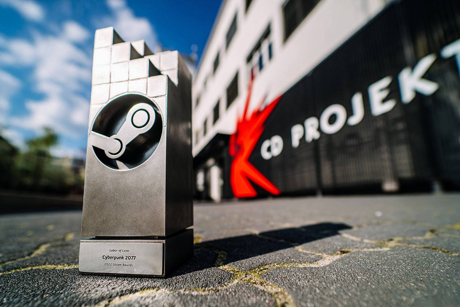 《電馭叛客2077》官方曬圖:Steam愛的付出獎獎杯到手 《電馭叛客2077》官方曬圖:Steam愛的付出獎獎杯到手