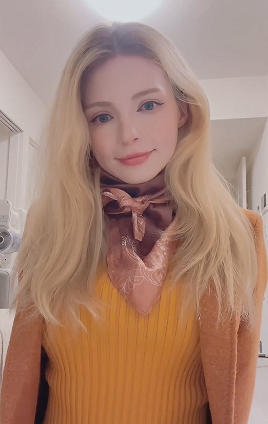 《生化4重製版》阿什莉演員再曬COS:美麗的長髮版本 《生化4重製版》阿什莉演員再曬COS:美麗的長髮版本