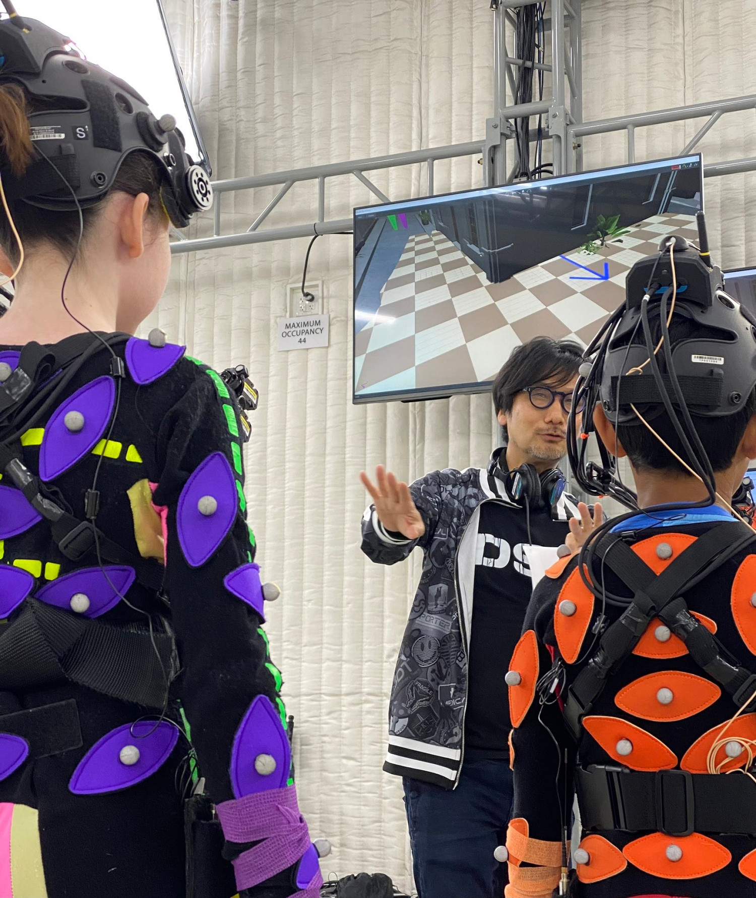 《死亡擱淺2》動捕幕後照 兩位神秘小演員，角色未知