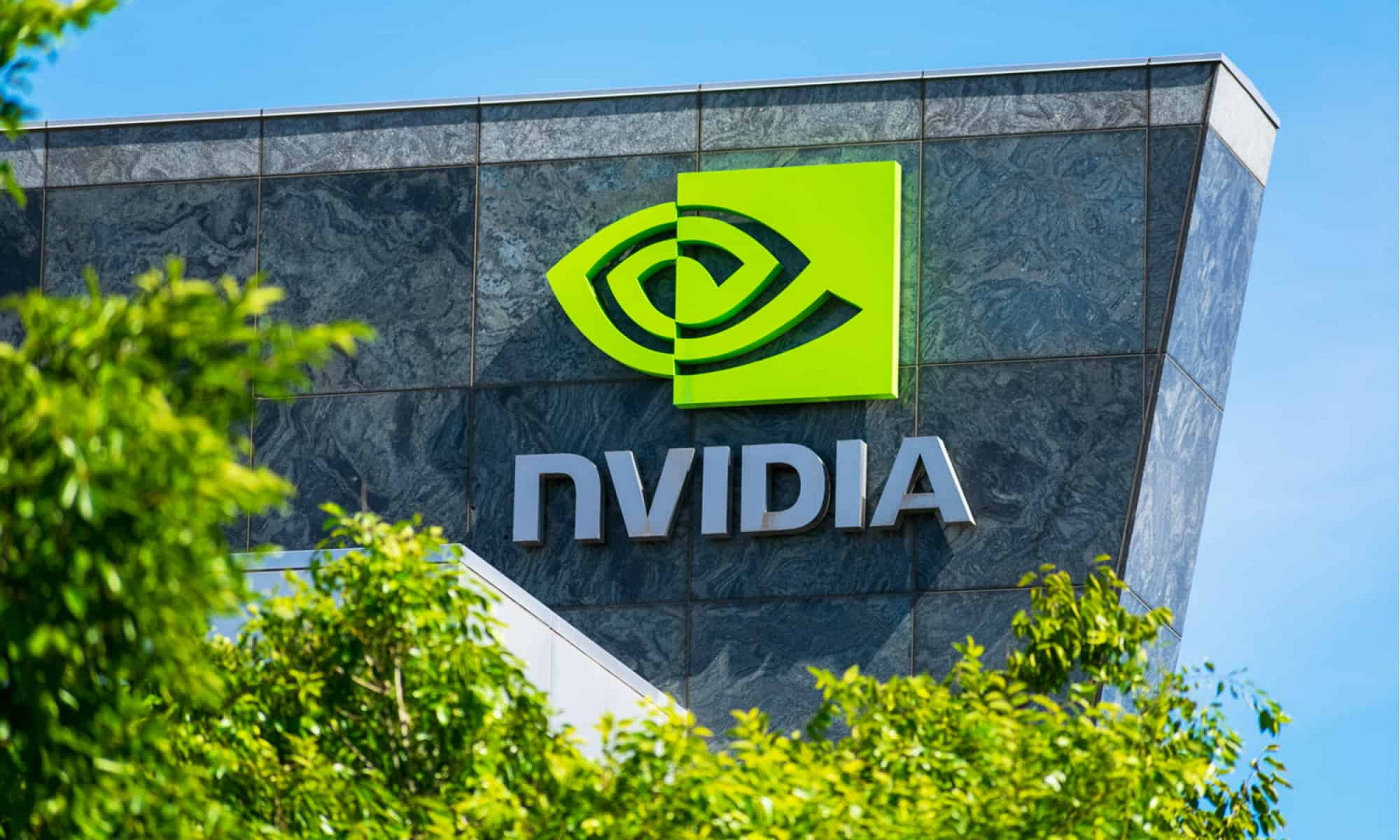 NVIDIA 市值破兆美元 史上首個破兆的晶片公司