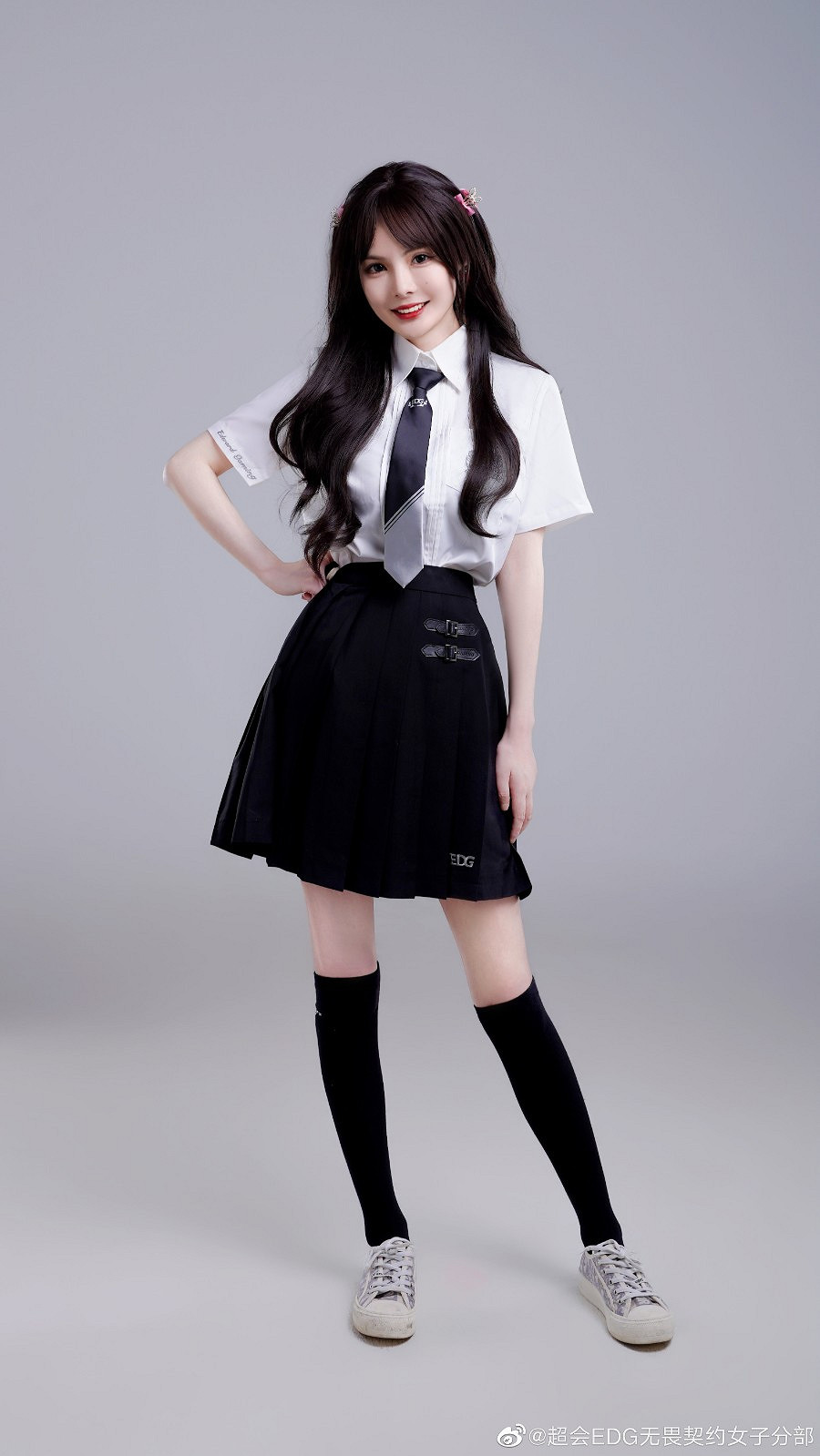 中國戰隊EDG成立《不屈不撓契約》女子隊伍 美女選手介紹