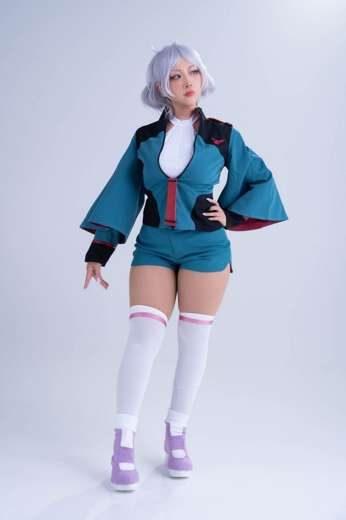 超還原！島國小姐姐COS《高達:水星的魔女》塞西莉亞