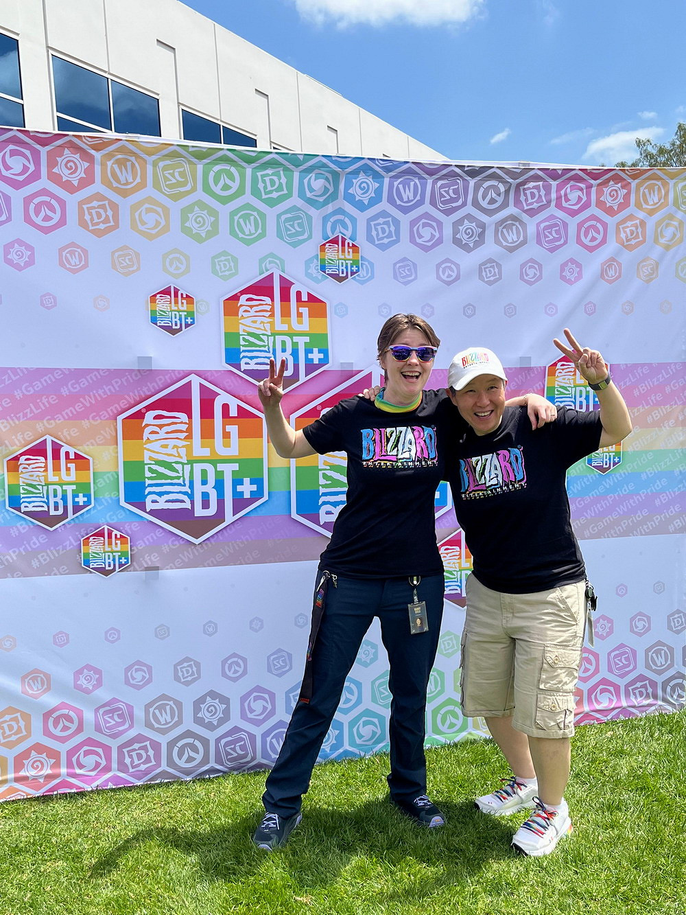 偉大的暴雪!暴雪員工集體為LGBTQ+瘋狂喝彩 笑容燦爛!