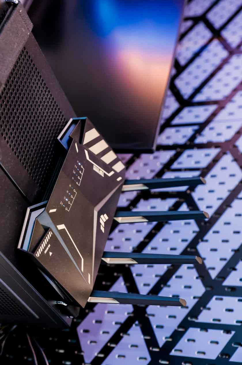 ROG x EVA聯名新品亮相BW 2023 神裝降臨,競化紀元 ROG x EVA聯名新品亮相BW 2023 神裝降臨,競化紀元