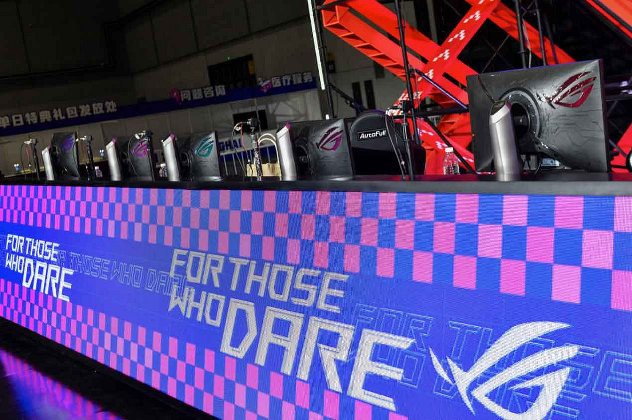 ROG x EVA聯名新品亮相BW 2023 神裝降臨,競化紀元 ROG x EVA聯名新品亮相BW 2023 神裝降臨,競化紀元