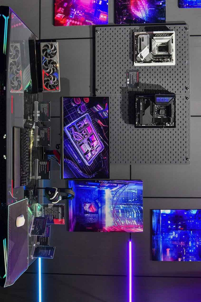 ROG x EVA聯名新品亮相BW 2023 神裝降臨,競化紀元 ROG x EVA聯名新品亮相BW 2023 神裝降臨,競化紀元